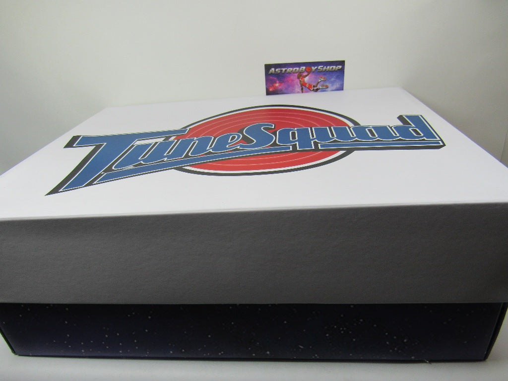 JORDAN 9 SPACE JAM 2026 EN CAJA