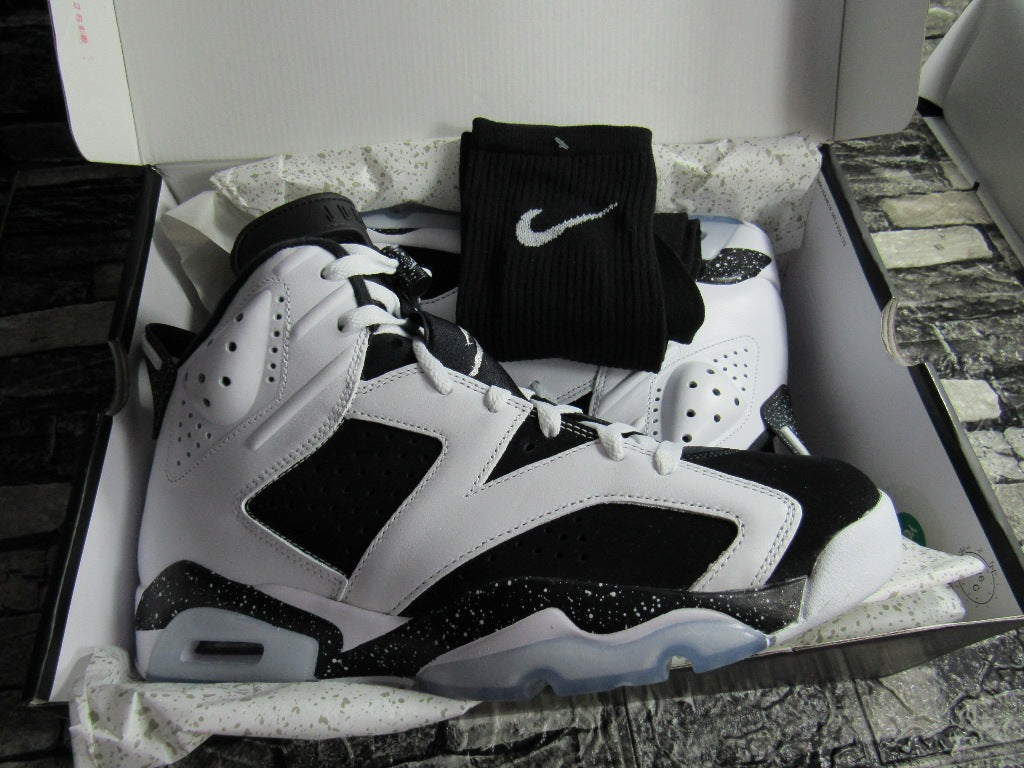 JORDAN 6 RETRO OREO 2026 EN CAJA
