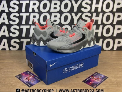 NIKE GIANNIS IMMORTALITY 2 COBLESTONE EN CAJA