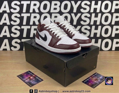 JORDAN 1 LOW SE DARK PONY EN CAJA