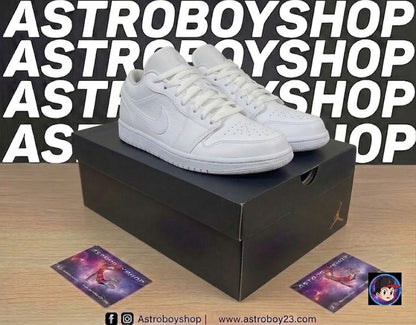 JORDAN 1 LOW TRIPLE WHITE EN CAJA oferta