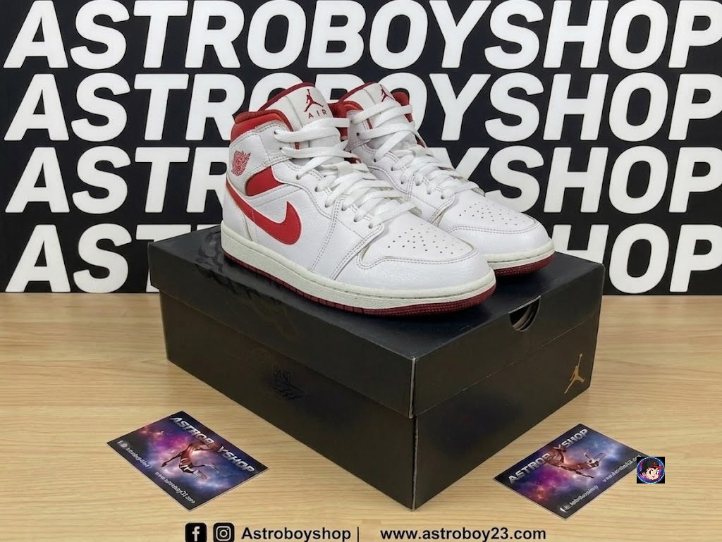 JORDAN 1 MID SE DUNE RED EN CAJA