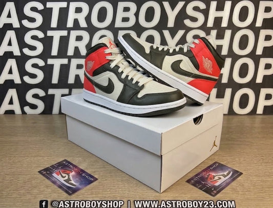 JORDAN 1 MID (W) OREWOOD BROWN EN CAJA