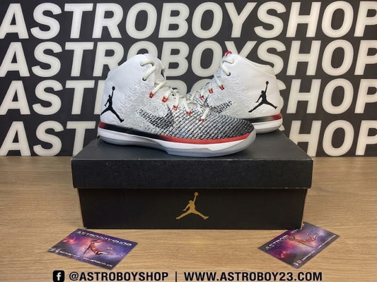 JORDAN 31 BLACK TOE EN CAJA