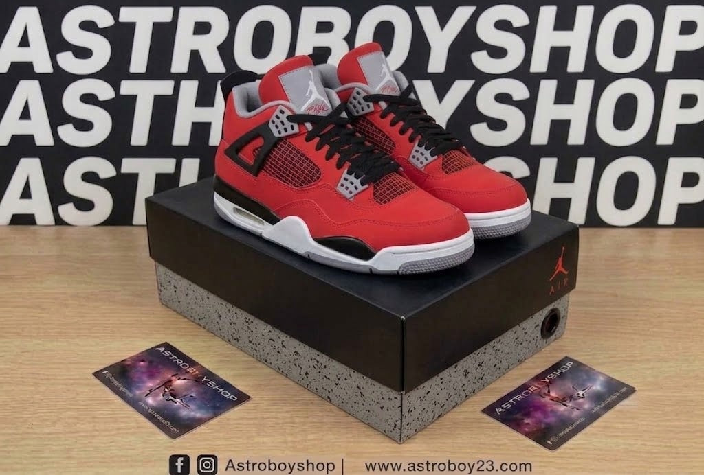 JORDAN 4 TORO BRAVO 2026 EN CAJA