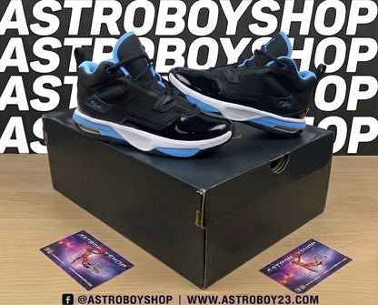 JORDAN STAY LOYAL 3 BLACK BLUE EN CAJA