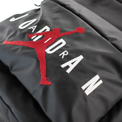 MOCHILA JORDAN PIVOT BLACK /ESP LAP15"