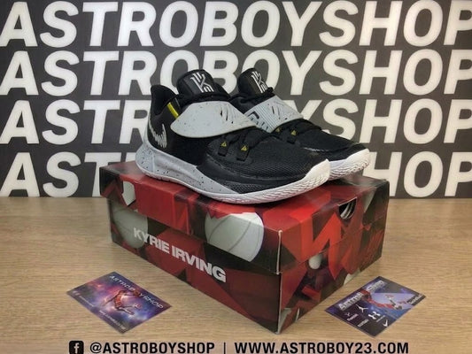 KYRIE 3 LOW WOLF GREY EN CAJA NIKE