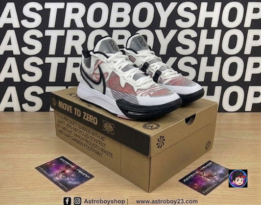 KYRIE 8 WHITE BLACK EN CAJA