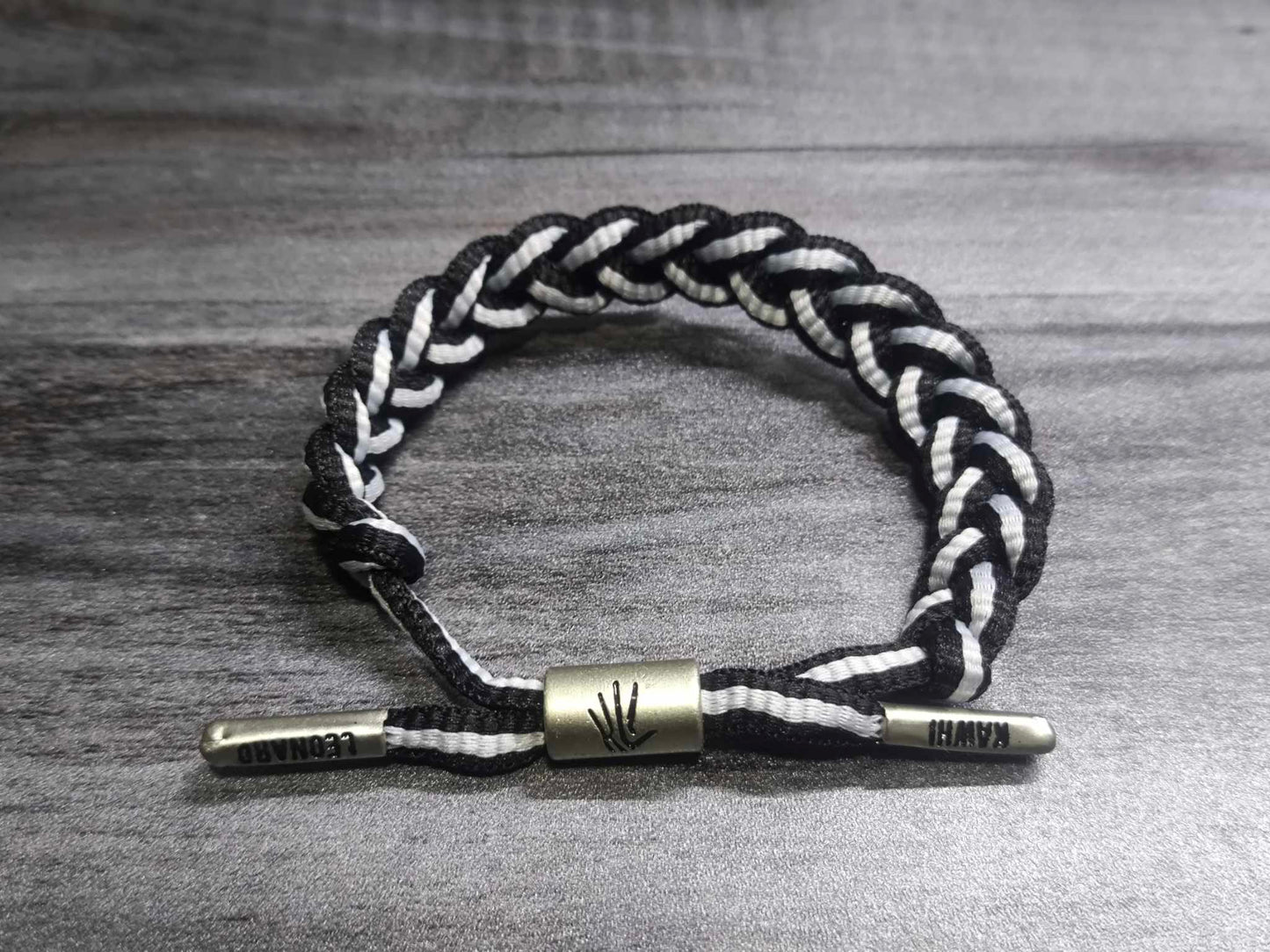 PULSERA KAWHI LEONARD