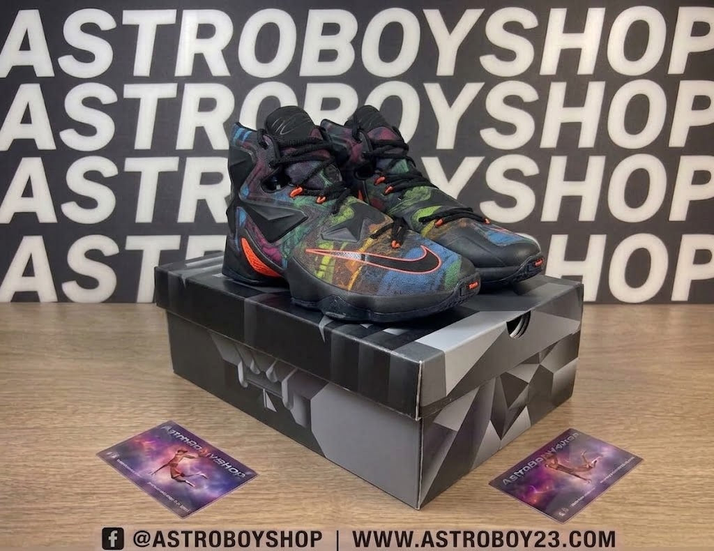 LEBRON 13 AKRONITE EDICION LIMITADA EN CAJA DE REPUESTO