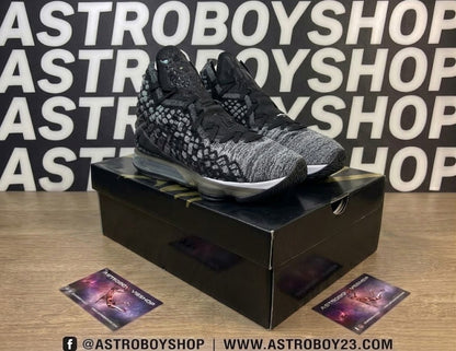 LEBRON 17 IN THE ARENA EDITION EN CAJA