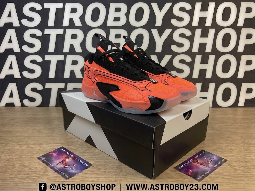 JORDAN LUKA 2 MANGO EN CAJA