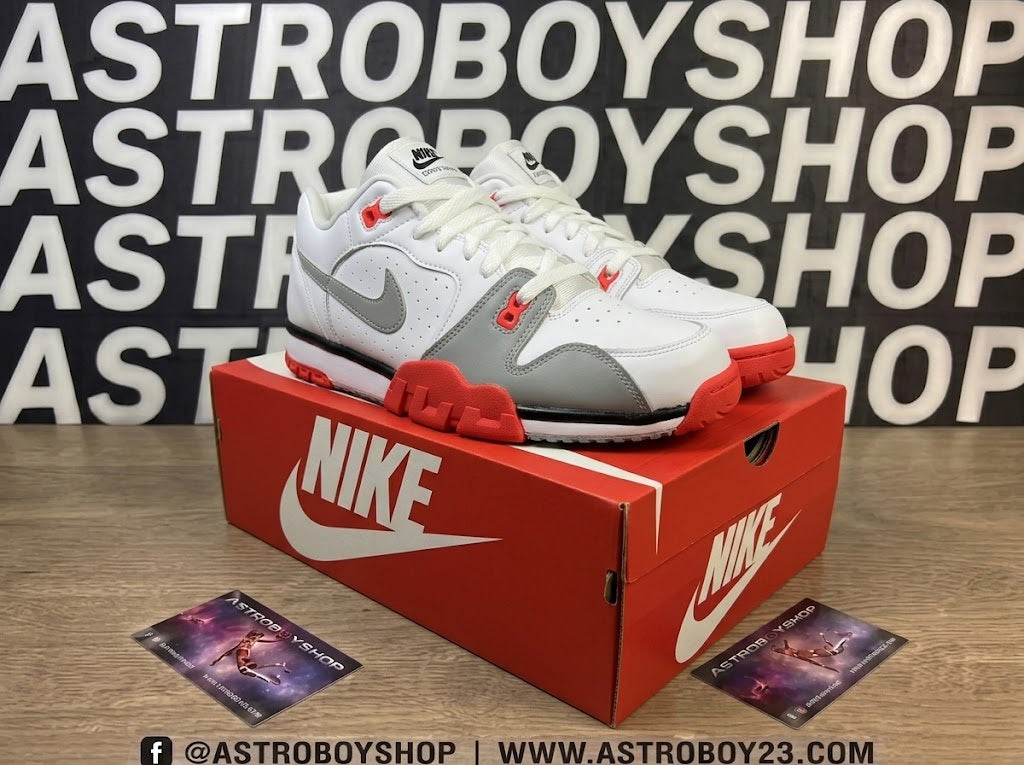 NIKE CROSS TRAINER LOW INFRARED EN CAJA