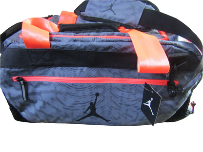 MALETA JORDAN FLO MO 85 COOL GREY "GRUESA"