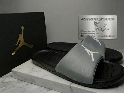 SANDALIAS JORDAN BREAK SMOKE GREY EN CAJA "REDUCIDAS"