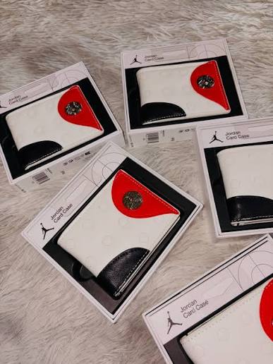 CARTERA JORDAN 13 CHICAGO EN CAJA