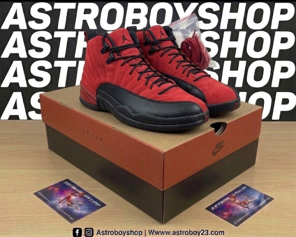 JORDAN 12 REVERSE FLUE GAME EN CAJA
