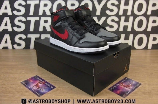 JORDAN 1 FLYEASE SMOKE GREY RED EN CAJA