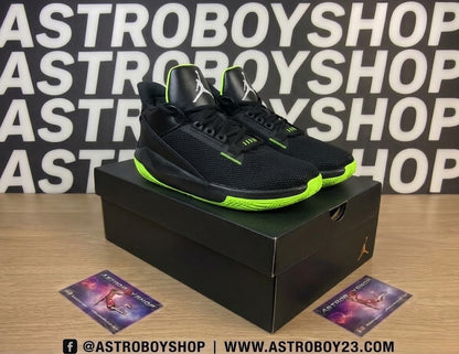 JORDAN 2X3 BLACK VOLT EN CAJA