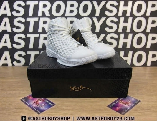 KOBE  3 PROTRO HALO EN CAJA