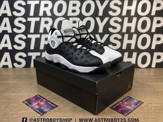 JORDAN JUMPMAN TEAM 2 BLACK EN CAJA