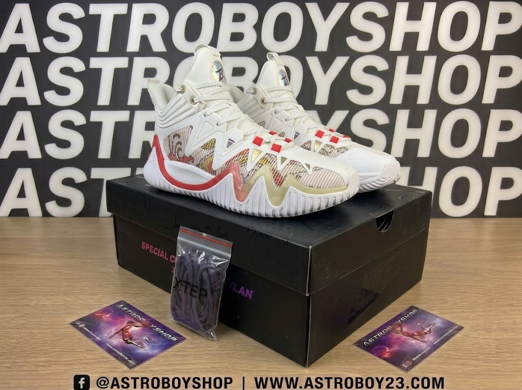 XTEP LINGREEN MICHAEL BEASLEY WHITE EN CAJA CON EXTRA LACES