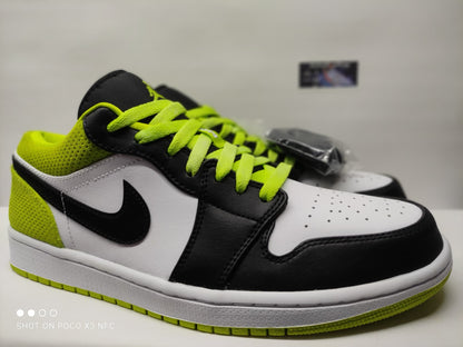 JORDAN 1 LOW CYBER GREEN EDITION