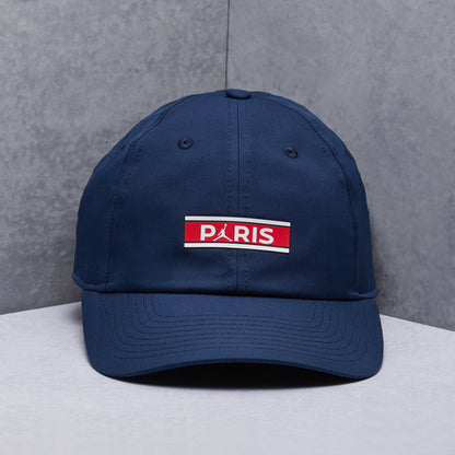 GORRA JORDAN CURVA X PSG PARIS BLUE TRAINING (UNITALLA ADULTO)
