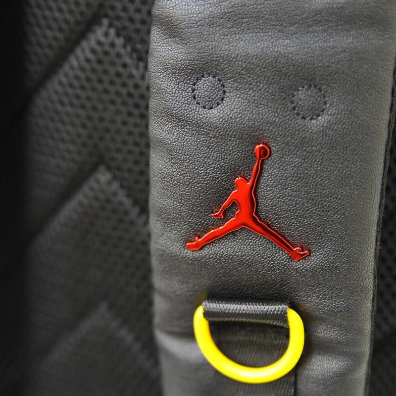 MOCHILA JORDAN 13 BLACK YELLOW MELO EDITION