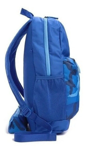 MOCHILA NIKE ELEMENTAL BLUE CAMO CON LAPICERA ESCOLAR