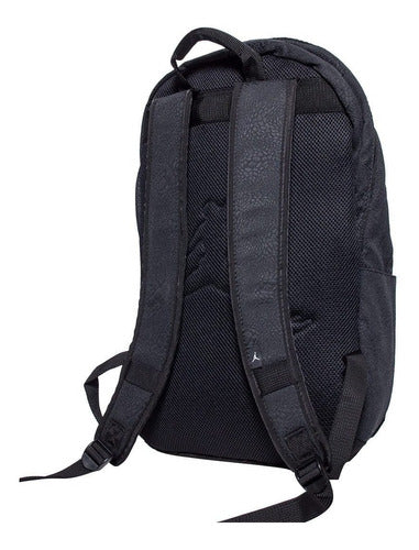 MOCHILA JORDAN BLACK CAT GOLD ESP LAPTOP15"
