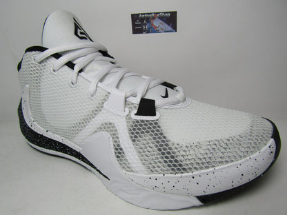 NIKE FREAK 1 GIANNIS OREO EDITION