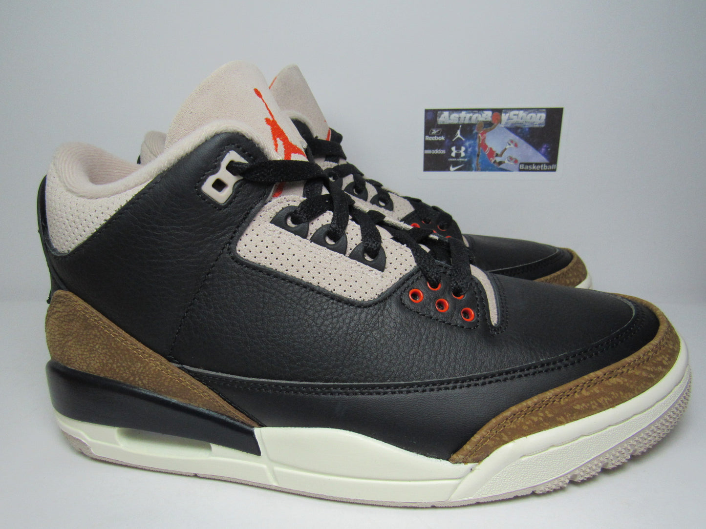 JORDAN 3 DESERT ELEPHANT EN CAJA