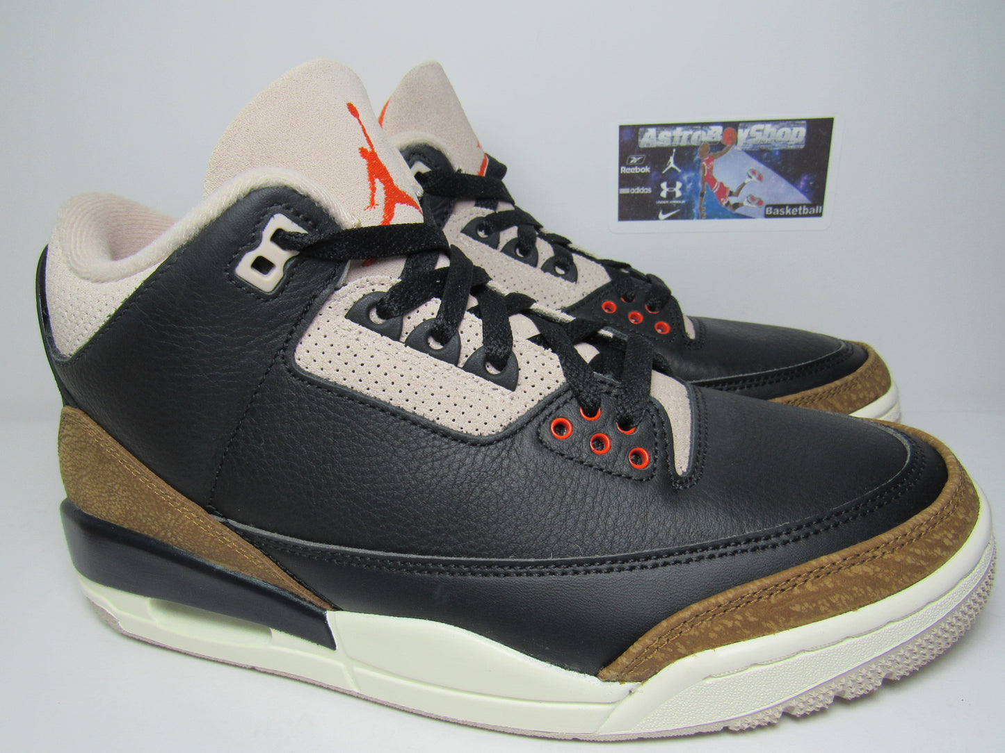 JORDAN 3 DESERT ELEPHANT EN CAJA