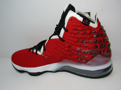 LEBRON 17 UPTEMPO EDITION EN CAJA