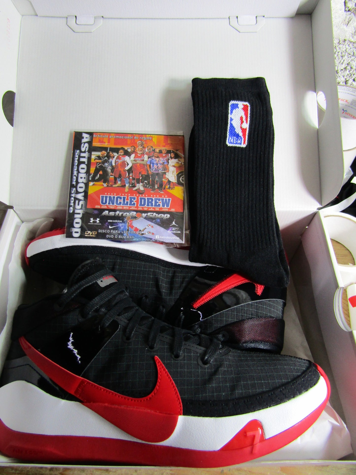 KEVIN DURANT 13 BRED EDITION EN CAJA