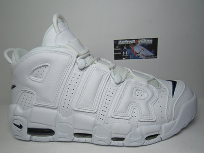 PIPPEN AIR MORE UPTEMPO WHITE NAVY EN CAJA