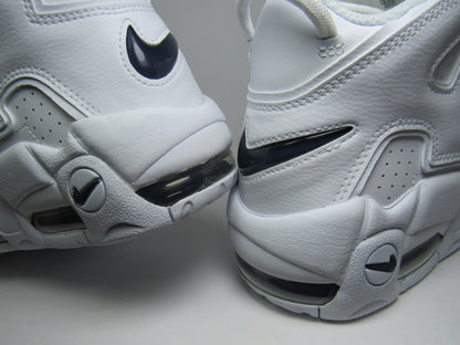 PIPPEN AIR MORE UPTEMPO WHITE NAVY EN CAJA