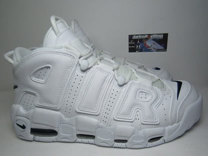 PIPPEN AIR MORE UPTEMPO WHITE NAVY EN CAJA