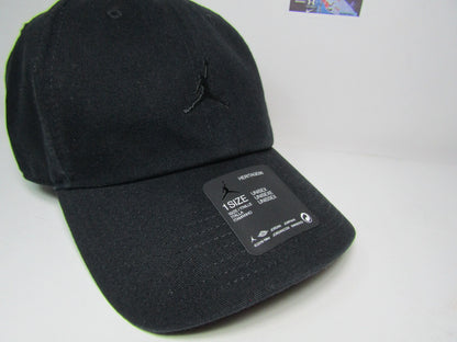 GORRA CURVA H86 FLOPPY TRYPLE BLACK UNITALLA