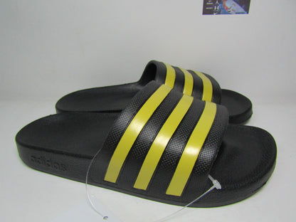 SANDALIAS ADILETTE AQUA BLACK GOLD EN CAJA 22 Y 23 MEX