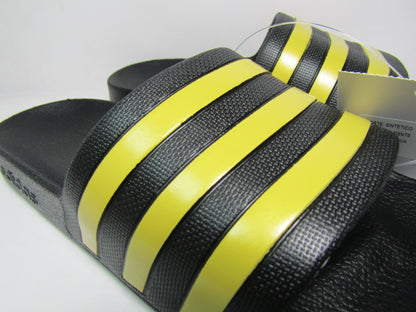 SANDALIAS ADILETTE AQUA BLACK GOLD EN CAJA 22 Y 23 MEX