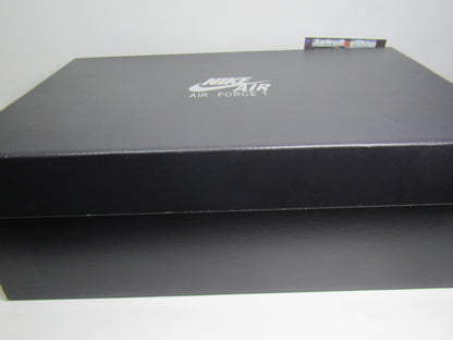NIKE AIR FORCE ONE MID QS INDEPENDENCE DAY EN CAJA