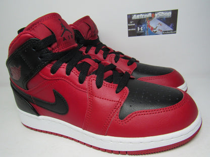 JORDAN 1 MID KIDS REVERSE BRED EN CAJA