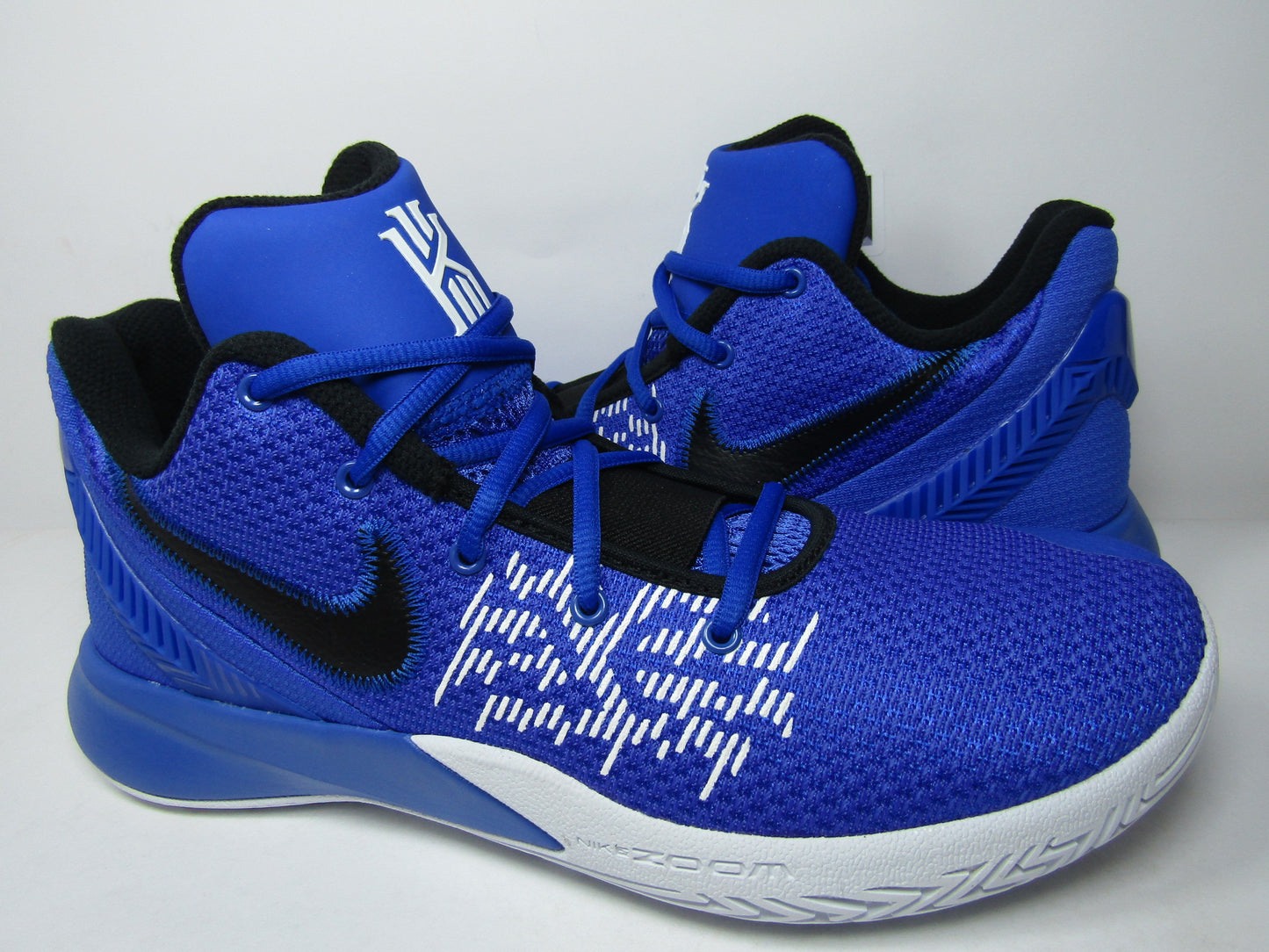 KYRIE IRVING FLYTRAP 2 DUKE EDITION EN CAJA