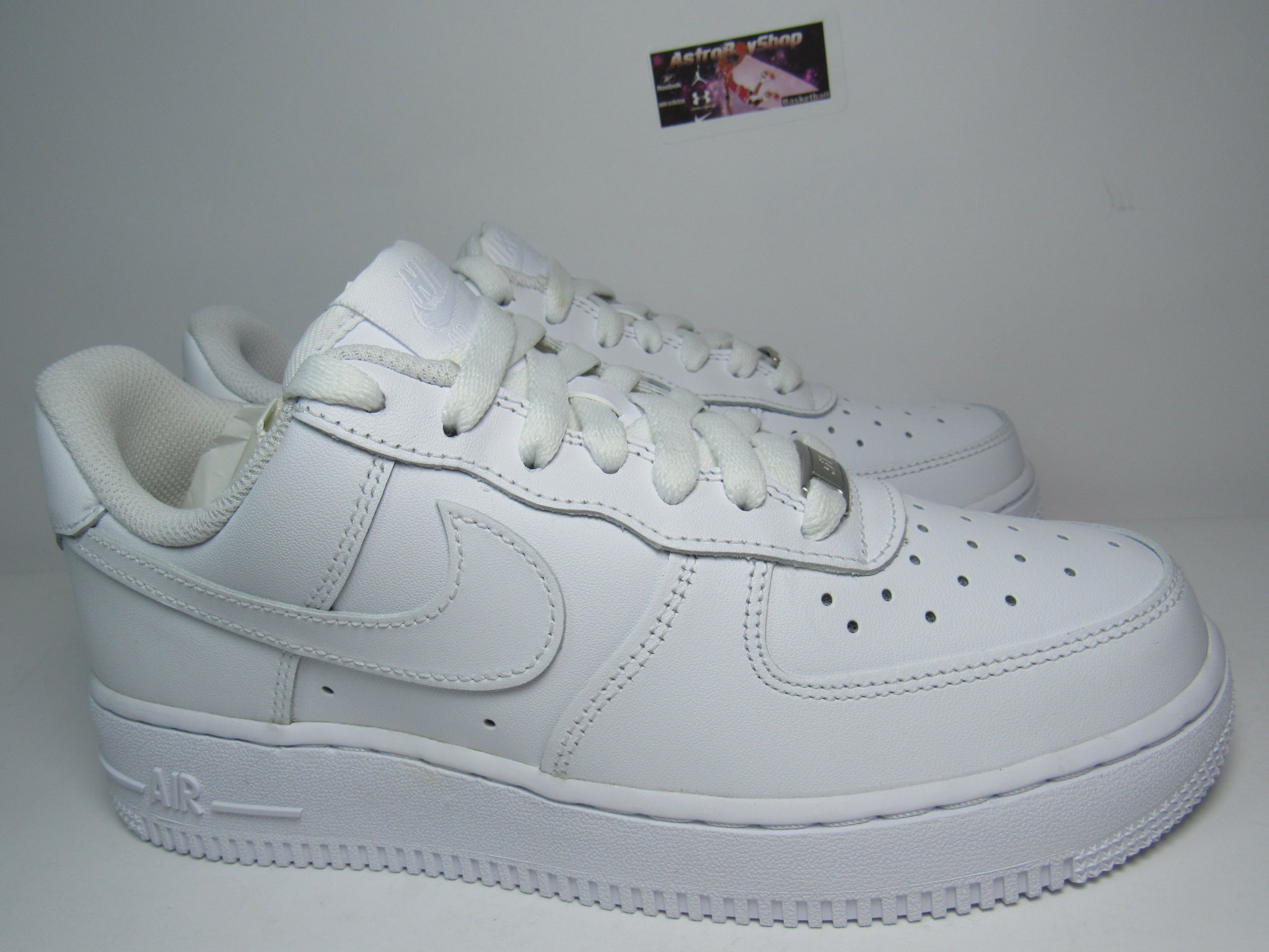 NIKE AIR FORCE ONE LOW 07 WHITE WOMENS