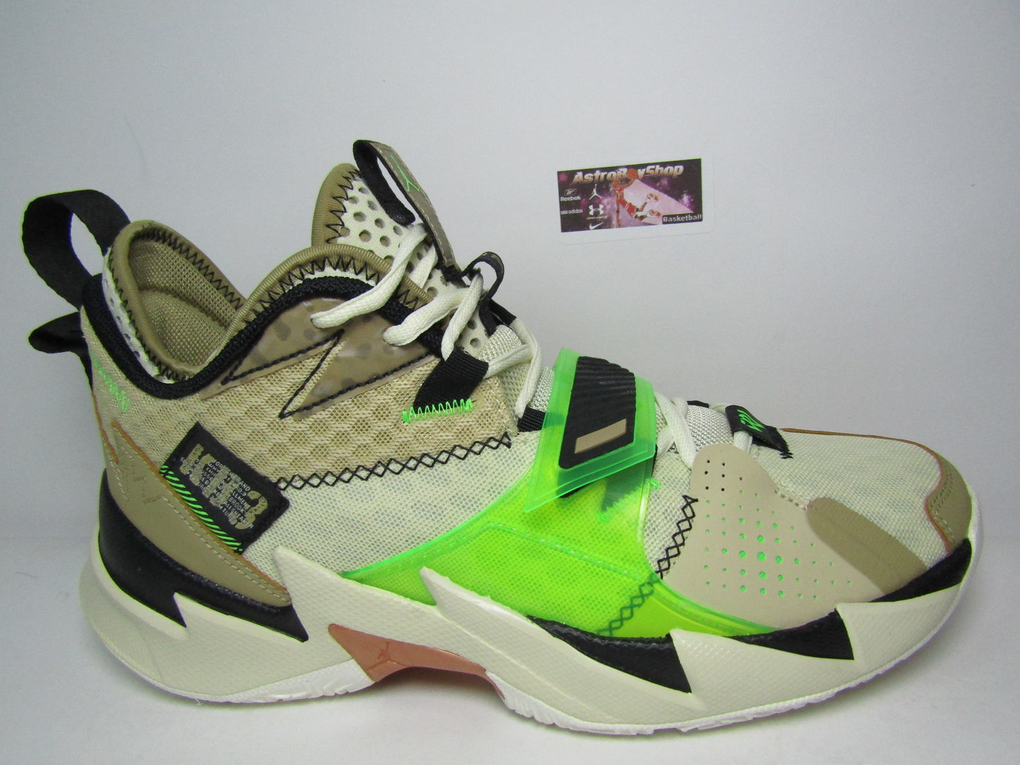 JORDAN WESTBROOK WHY NOT ZER0.3 KB3 PARACHUTE BEIGE EN CAJA