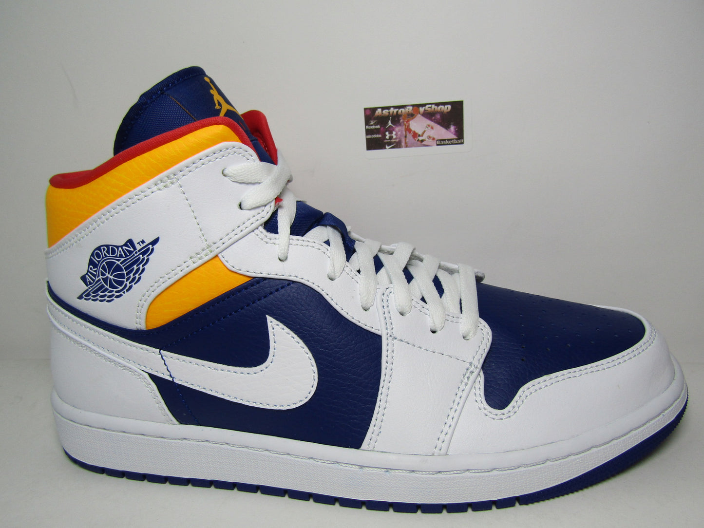 JORDAN 1 MID LASER ORANGE EN CAJA