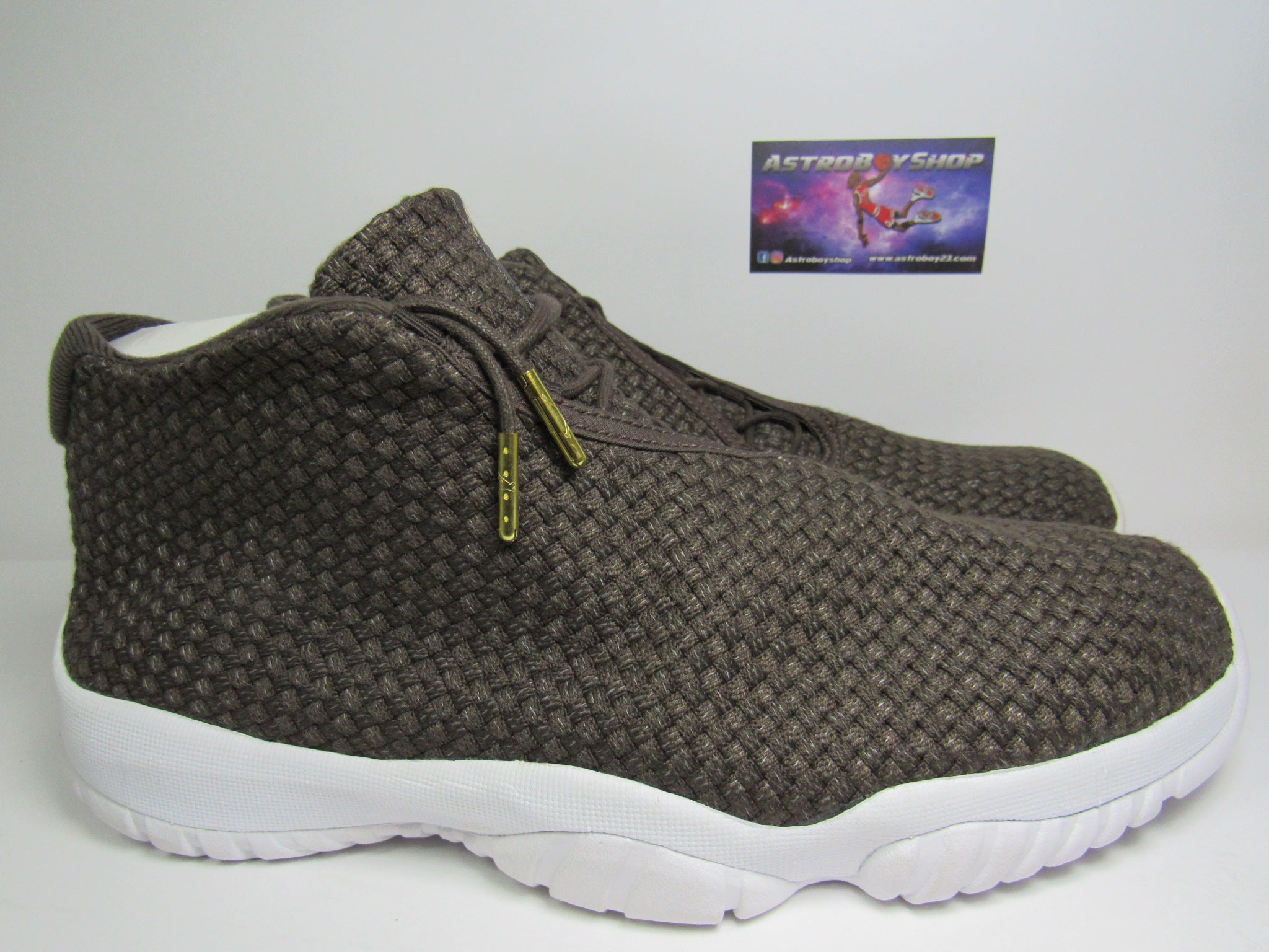 JORDAN FUTURE BROWN EN CAJA DE REPUESTO